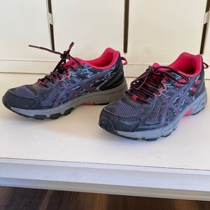 ASICS gel venture 6 gym shoes